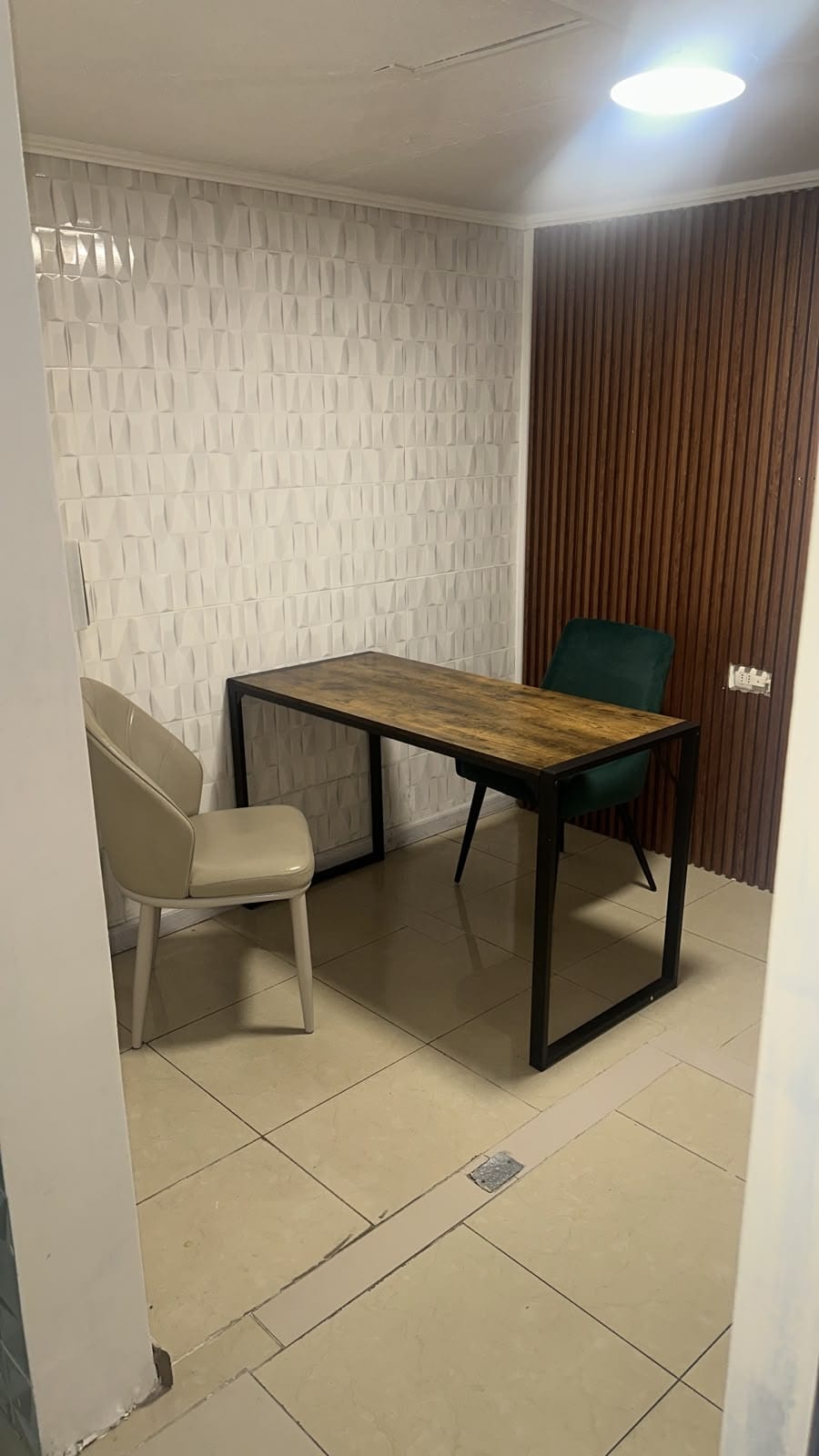 Oficina contigua de la Sala 7